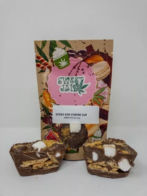 Sticky Icky S’More Cups – Sweet Jane